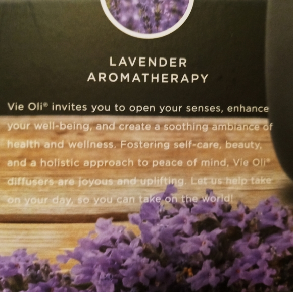 Essential oil diffuser w/ led lights. Wood pattern - Picture 6 of 11